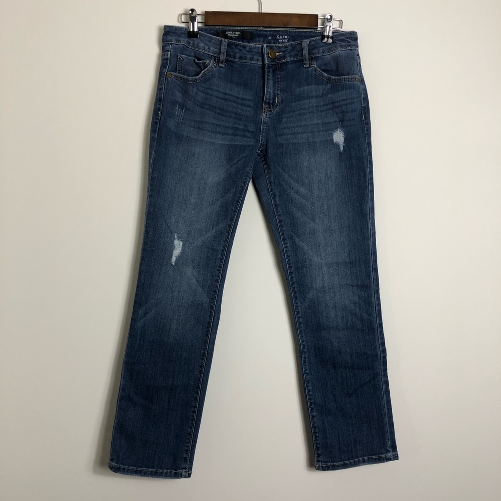 🎈3/$25 Simply Vera dark denim capris